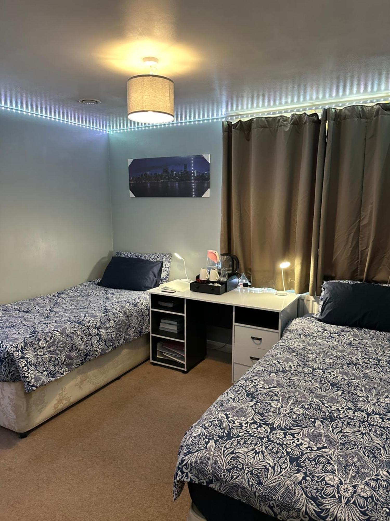 London Gateway Get-Away Apartment Hounslow Luaran gambar